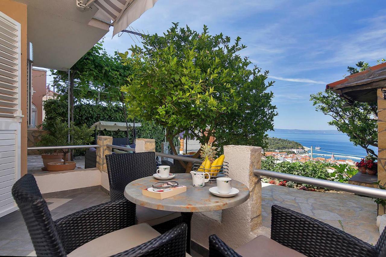 Sukara * Makarska